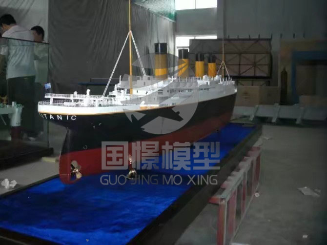 西林县船舶模型